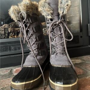 Northside Gray and Black Fur-Lined Winter Boots